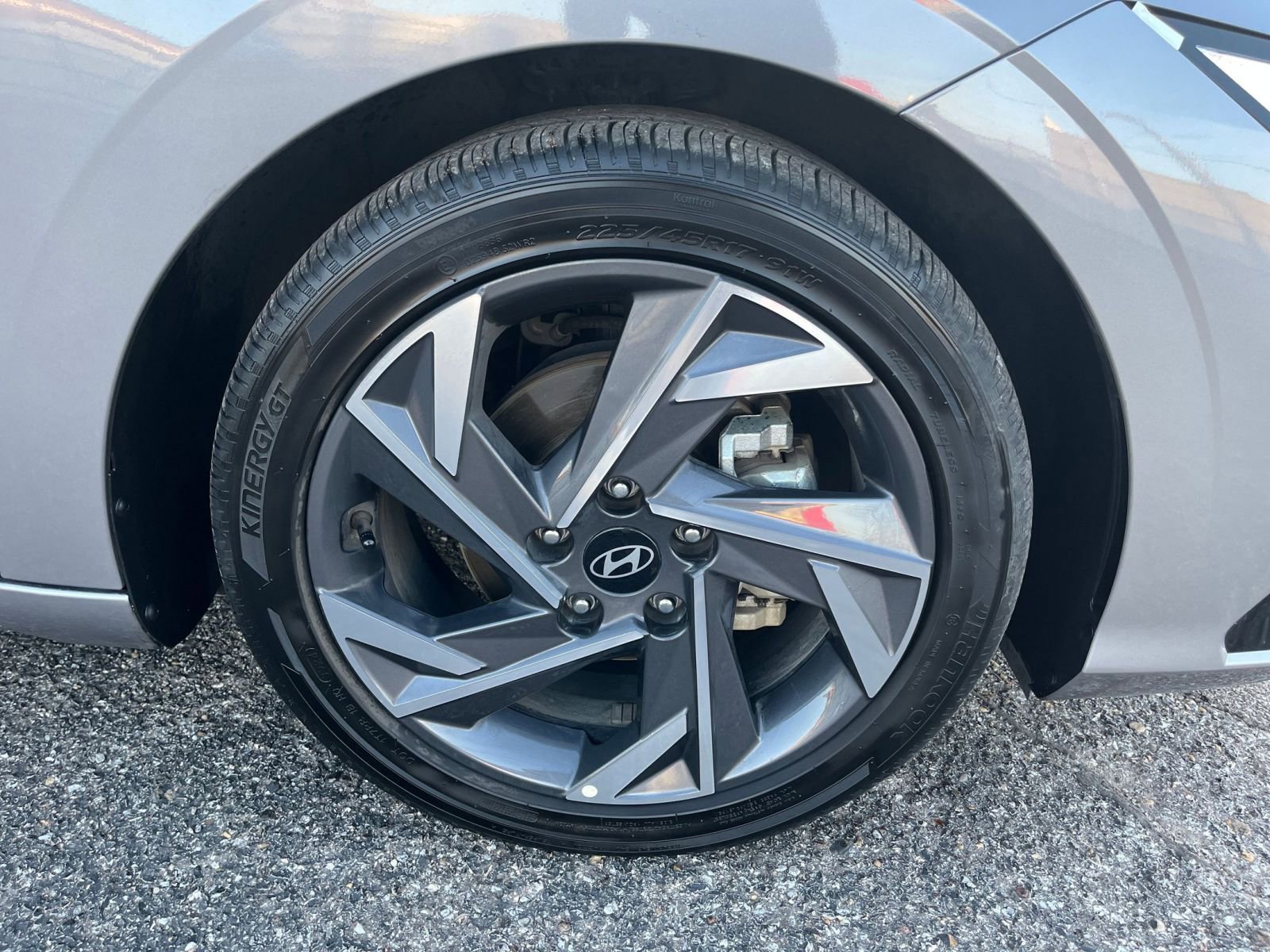 Thumbnail: 2025 Hyundai Elantra - 31