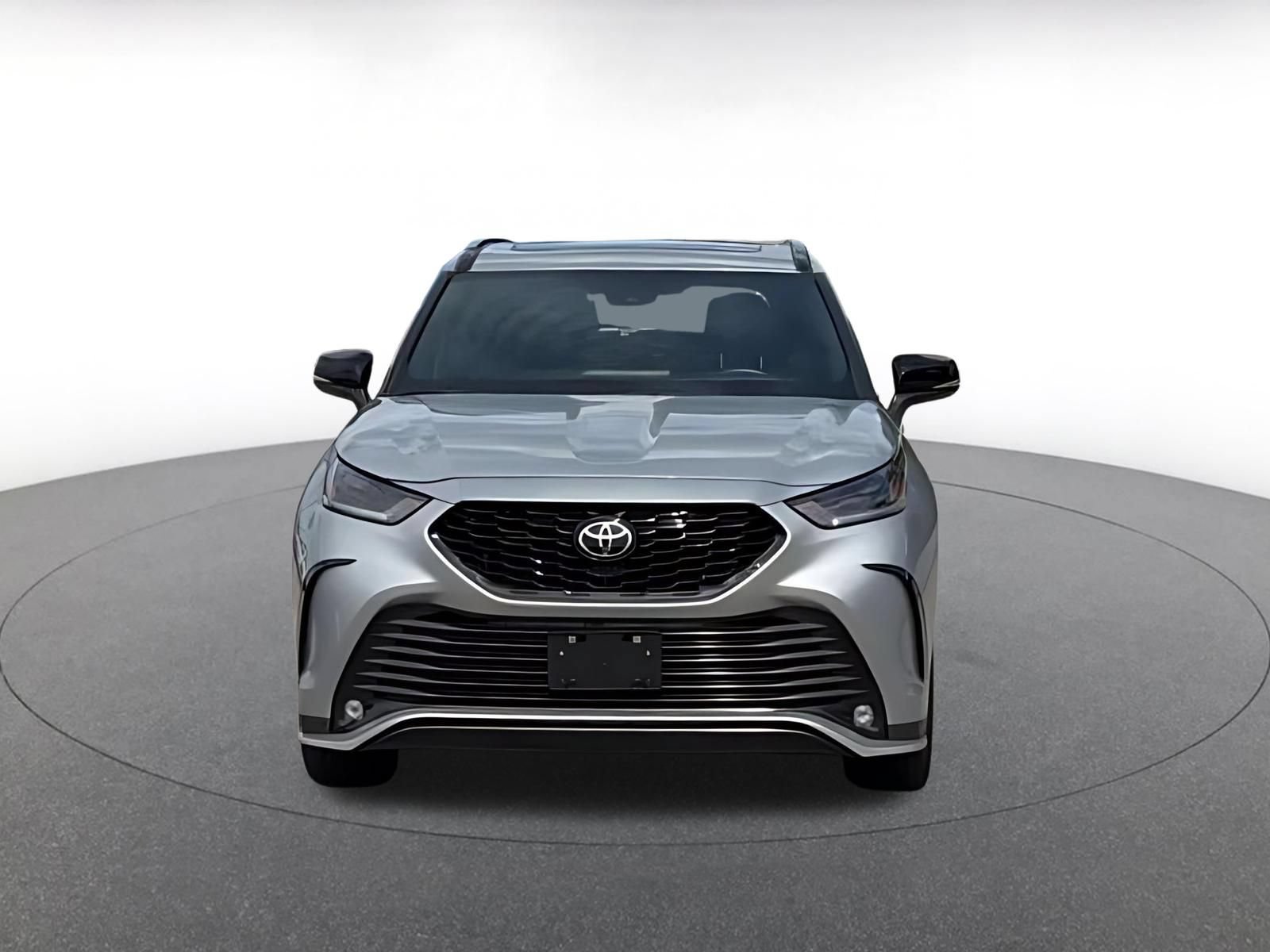 Thumbnail: 2025 Toyota Highlander - 4
