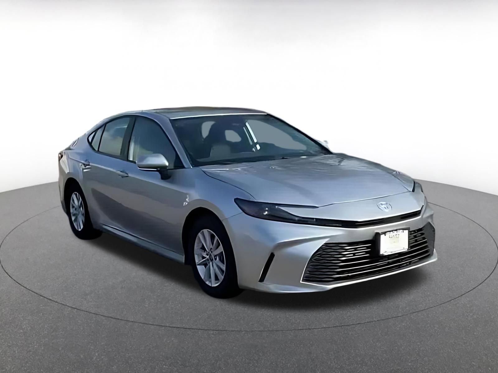 Thumbnail: 2025 Toyota Camry - 3