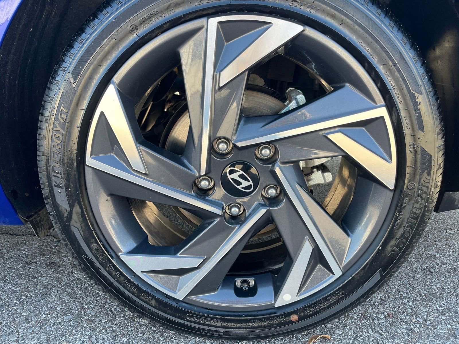 Thumbnail: 2025 Hyundai Elantra - 30