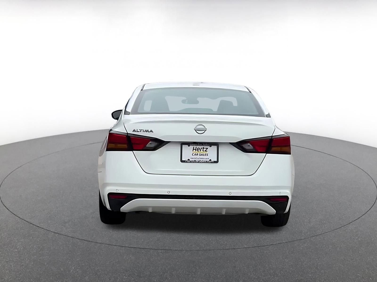 Thumbnail: 2025 Nissan Altima - 12