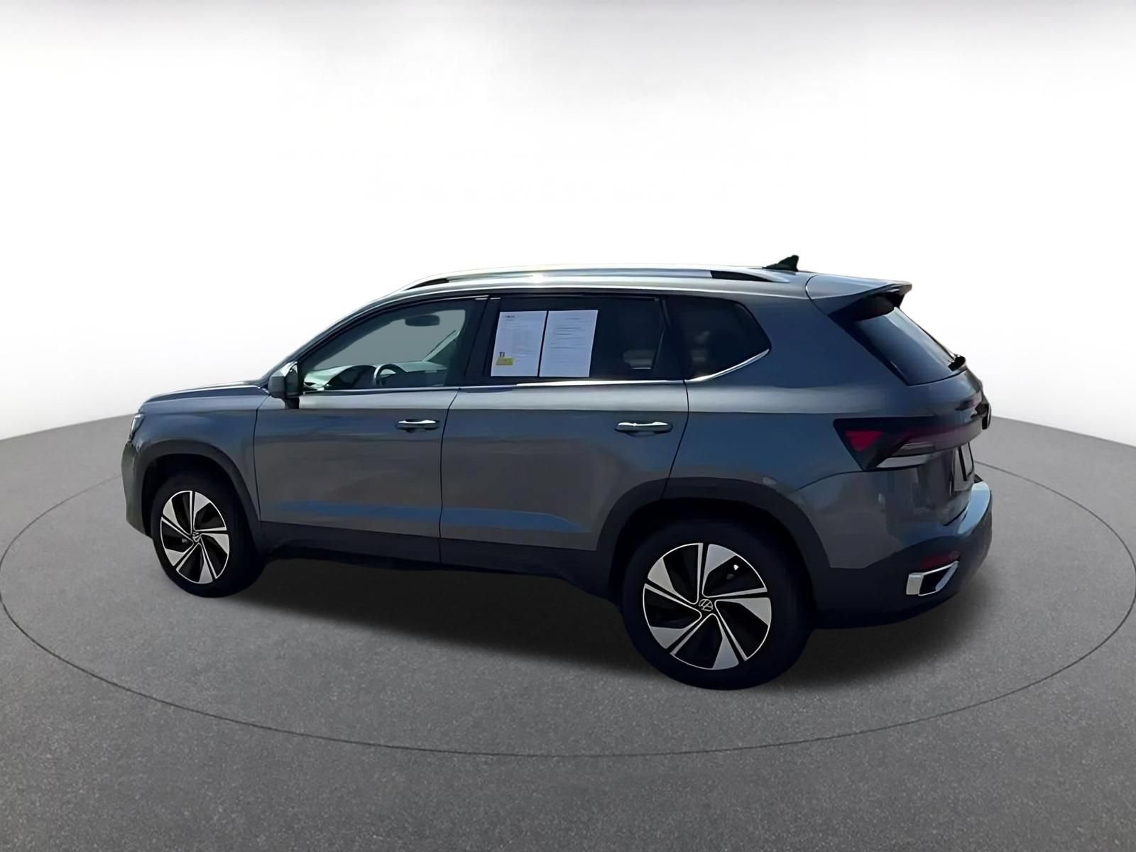 Thumbnail: 2026 Volkswagen Taos - 7