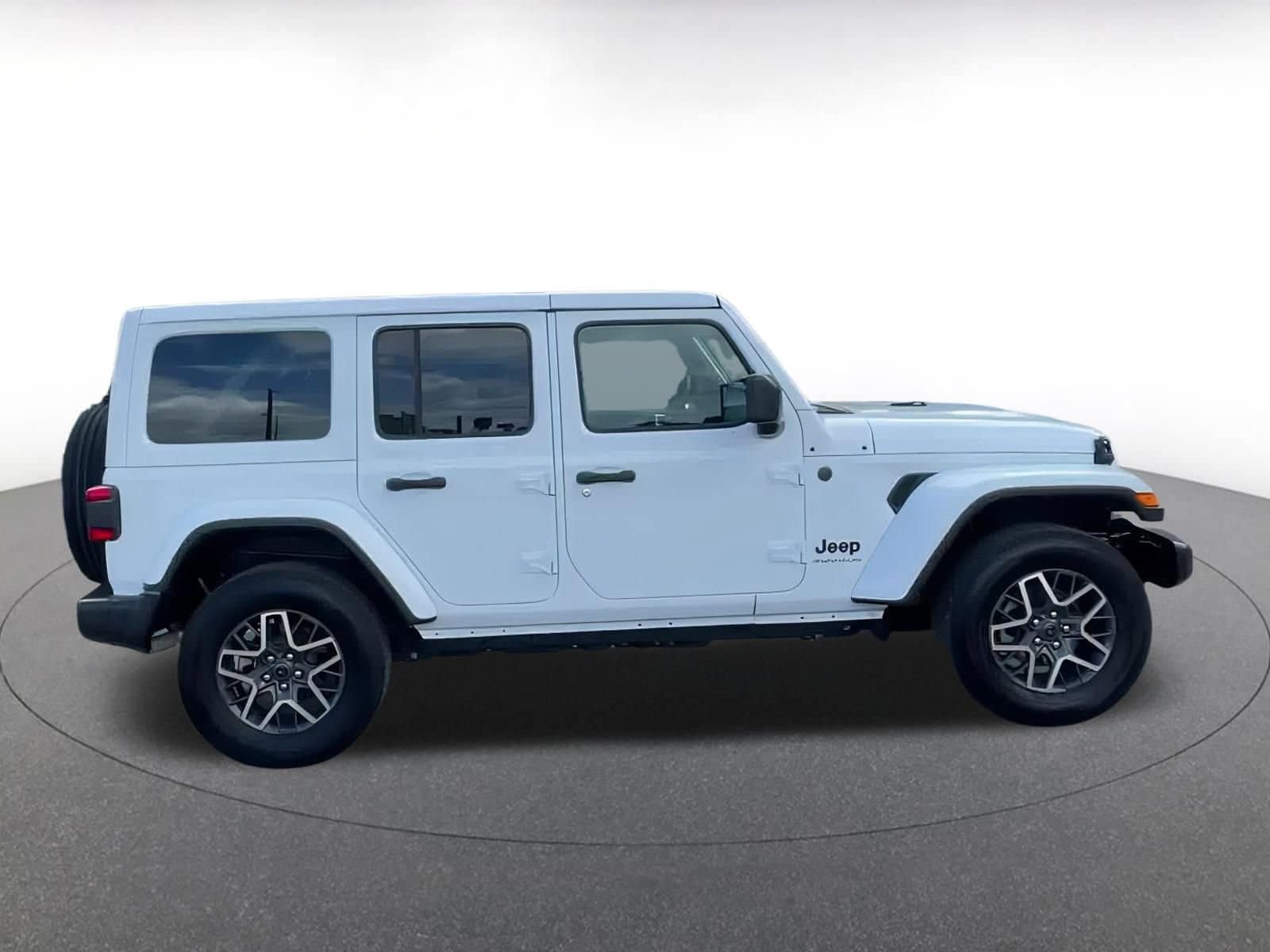 Thumbnail: 2025 Jeep Wrangler - 15