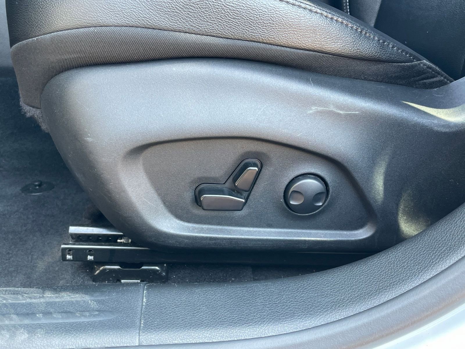 Thumbnail: 2025 Jeep Compass - 23