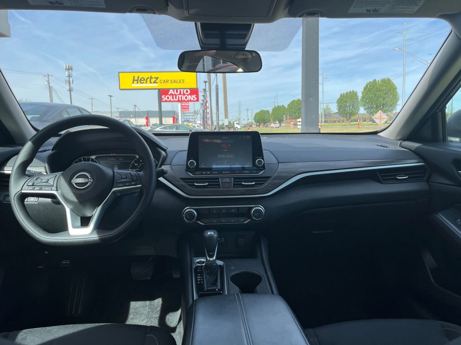 Thumbnail: 2025 Nissan Altima - 33