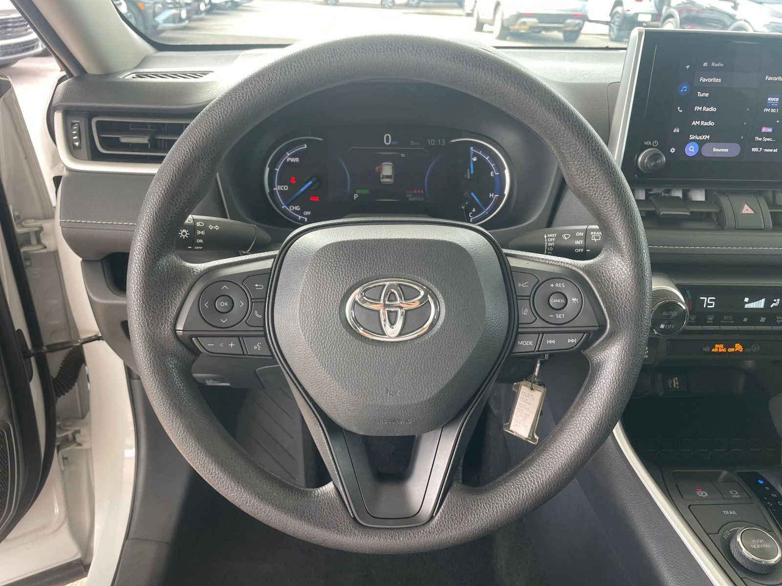 Thumbnail: 2025 Toyota RAV4 - 27