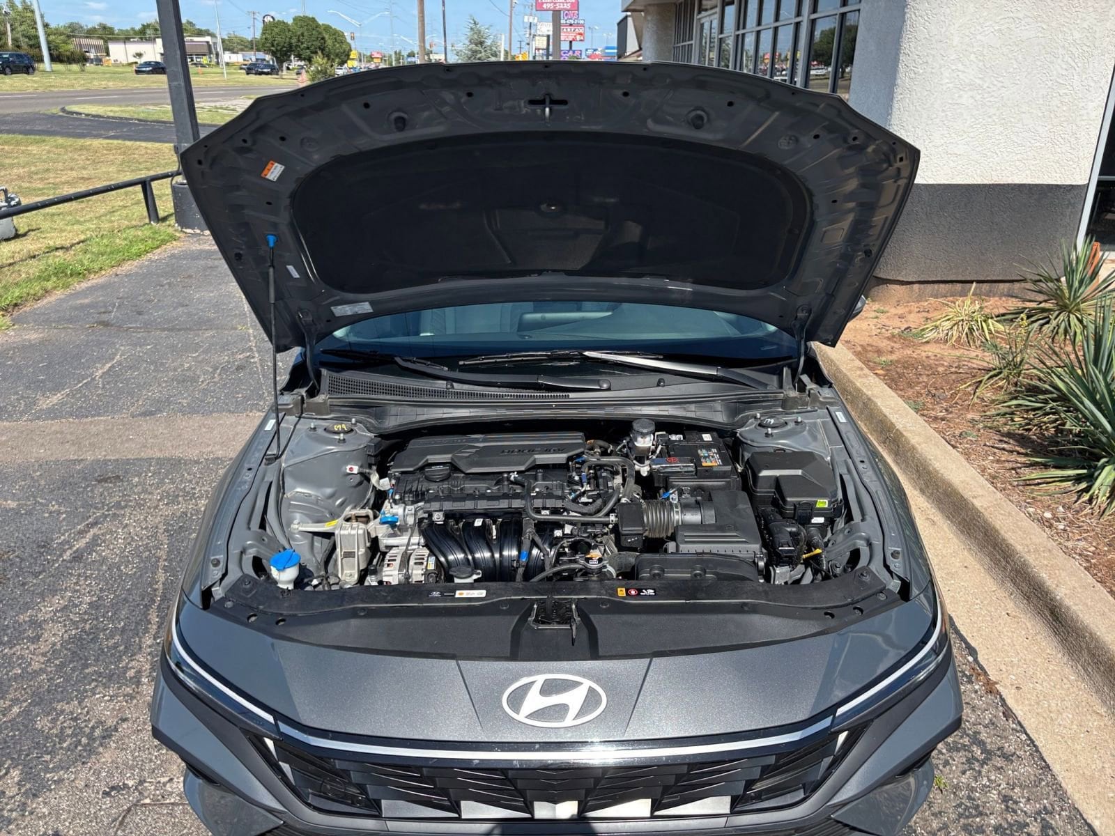 Thumbnail: 2025 Hyundai Elantra - 34