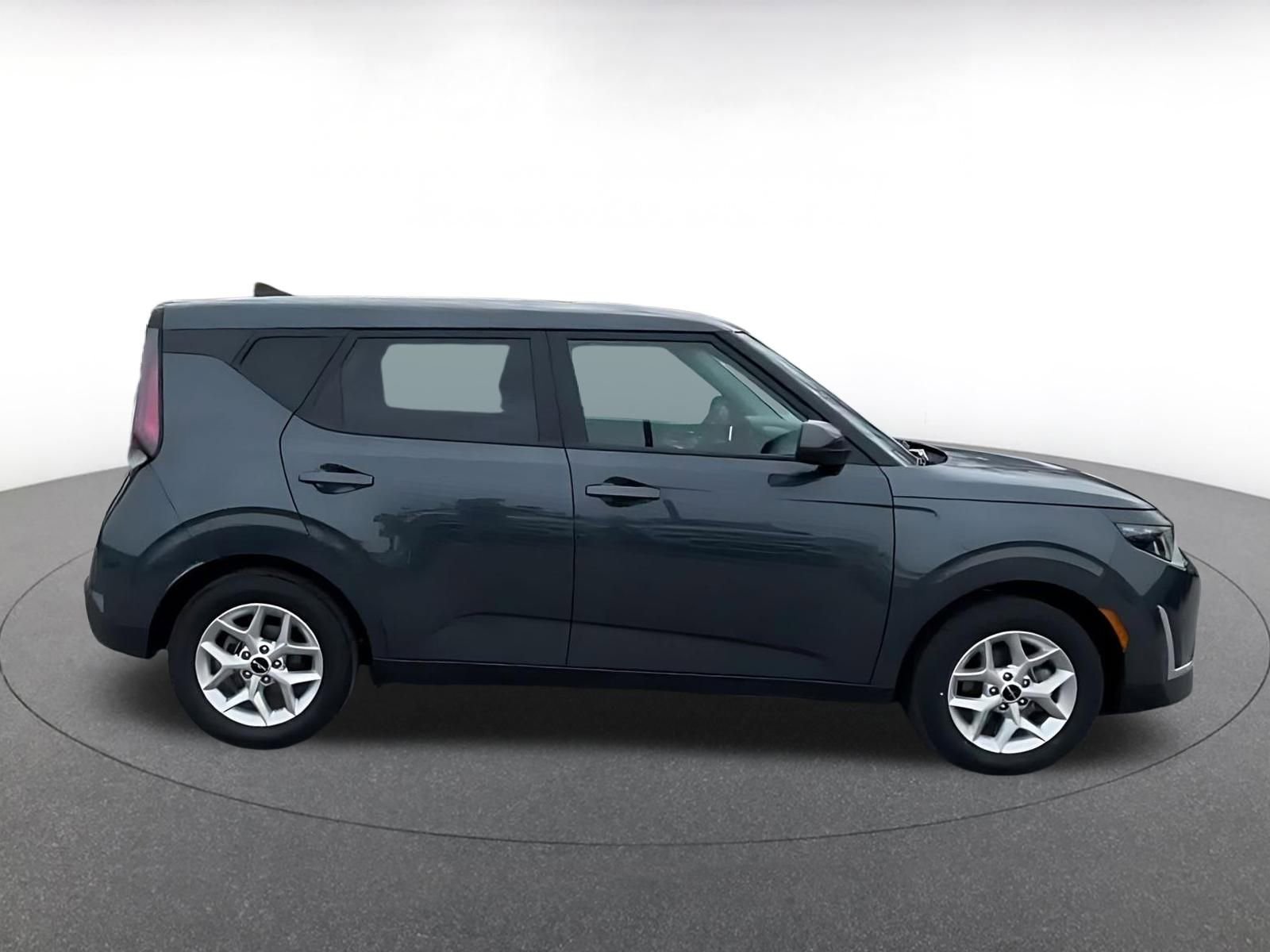 Thumbnail: 2025 Kia Soul - 16