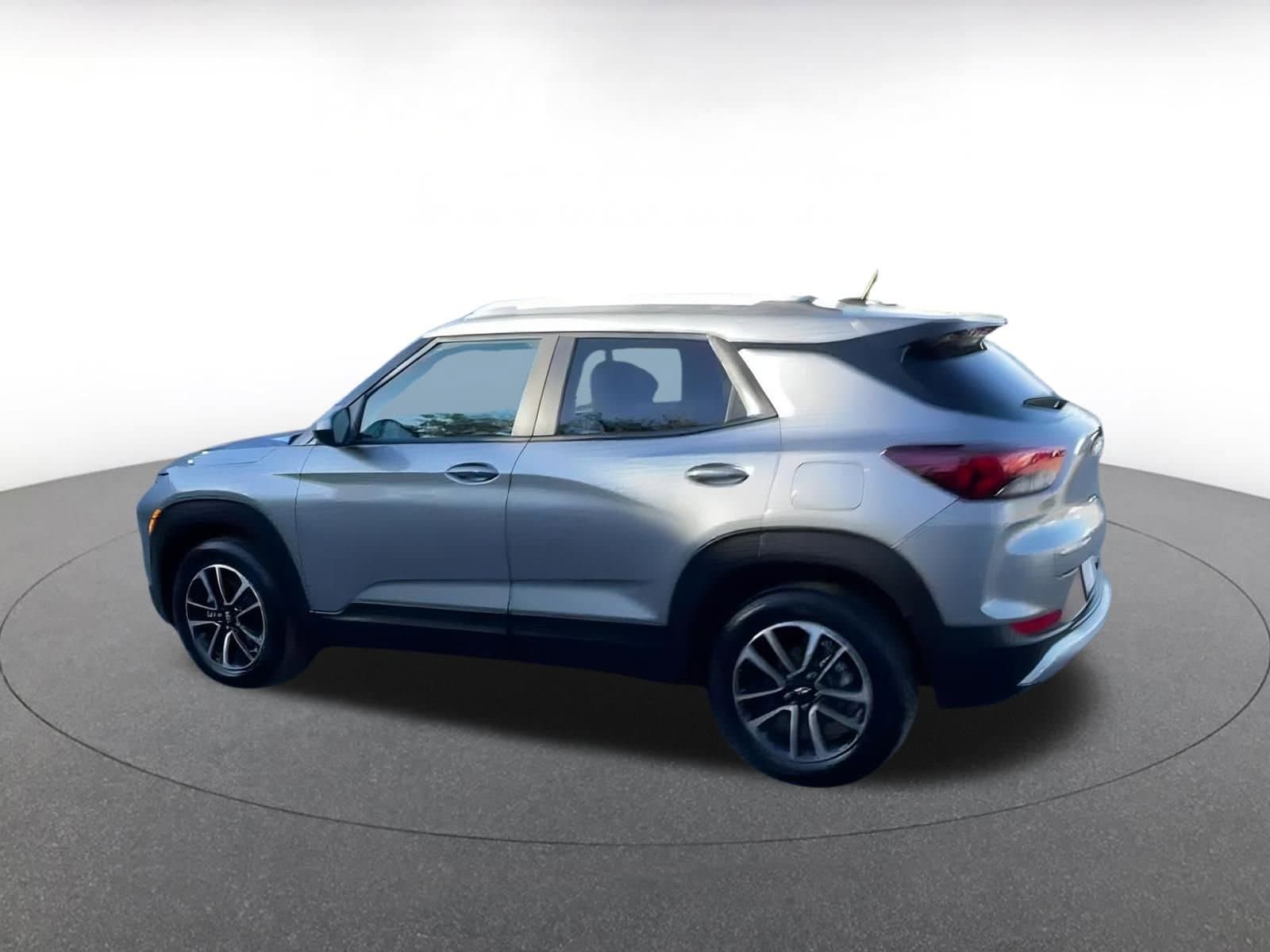 Thumbnail: 2025 Chevrolet TrailBlazer - 10