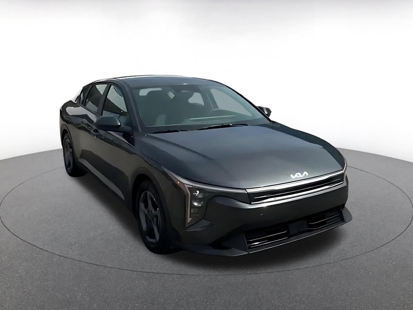 Thumbnail: 2025 Kia K4 - 3