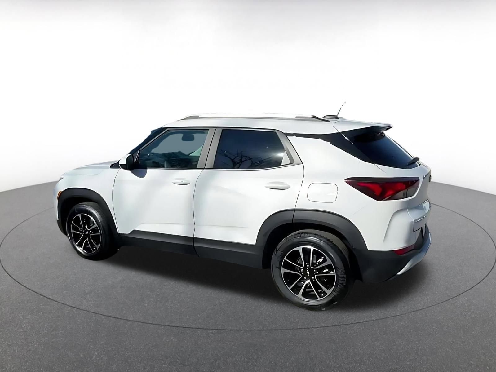 Thumbnail: 2025 Chevrolet TrailBlazer - 10