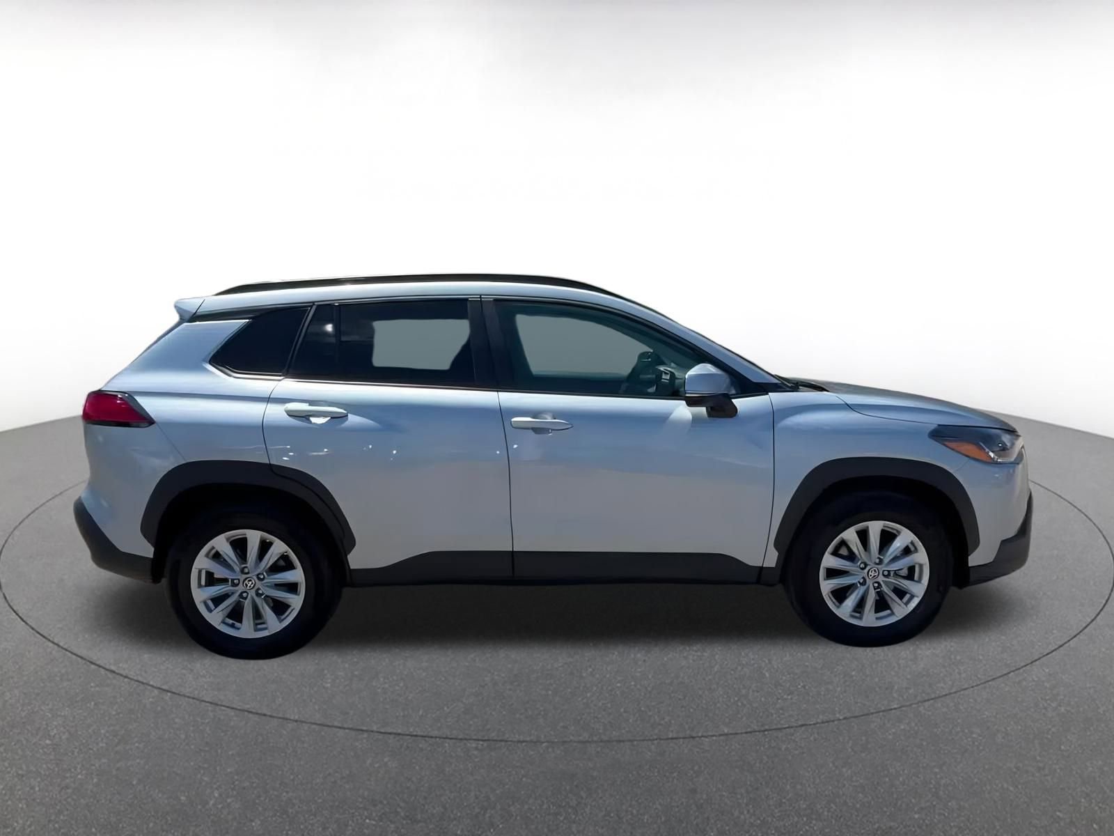 Thumbnail: 2024 Toyota Corolla Cross - 16