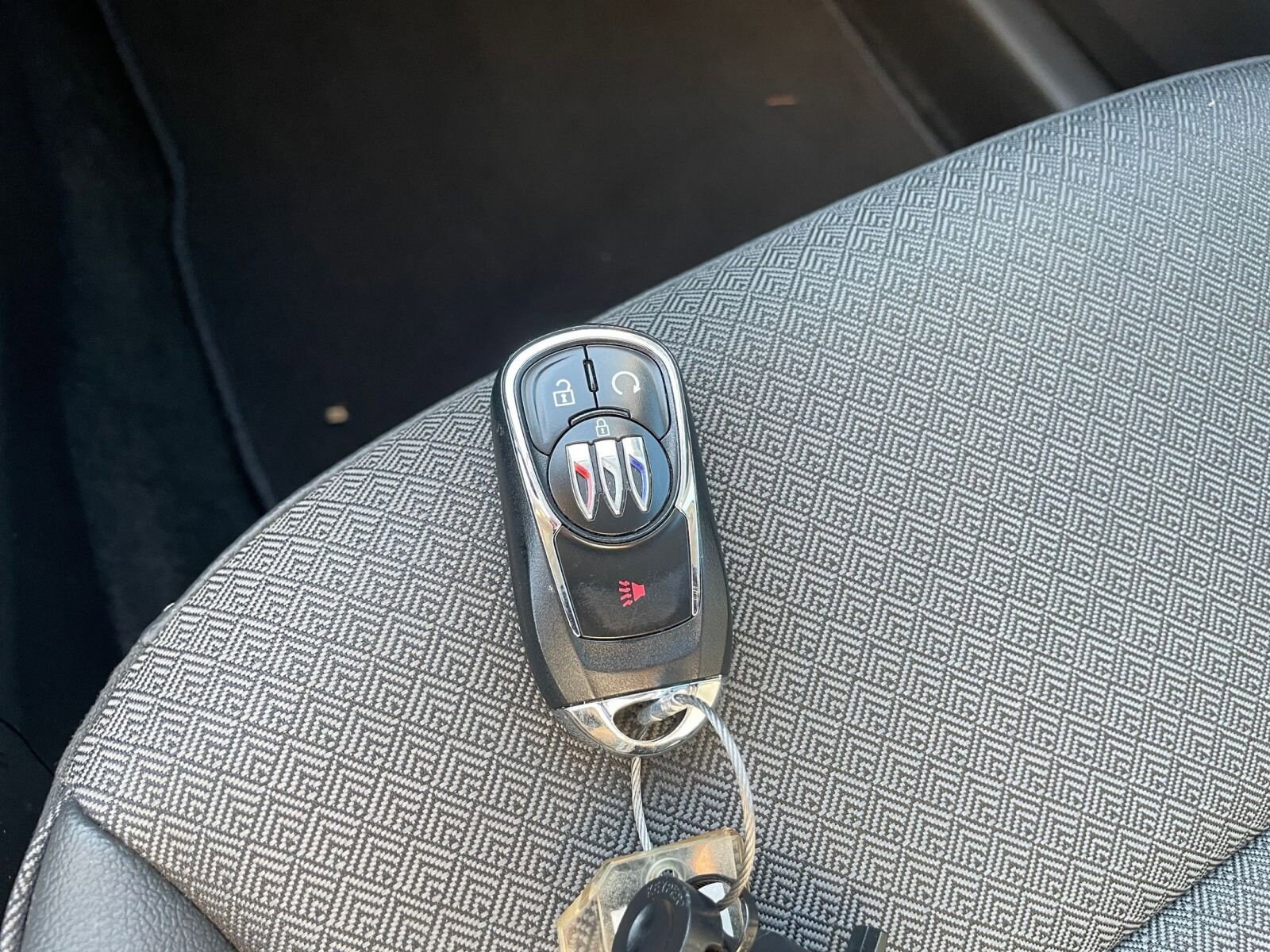 Thumbnail: 2025 Buick Encore GX - 21