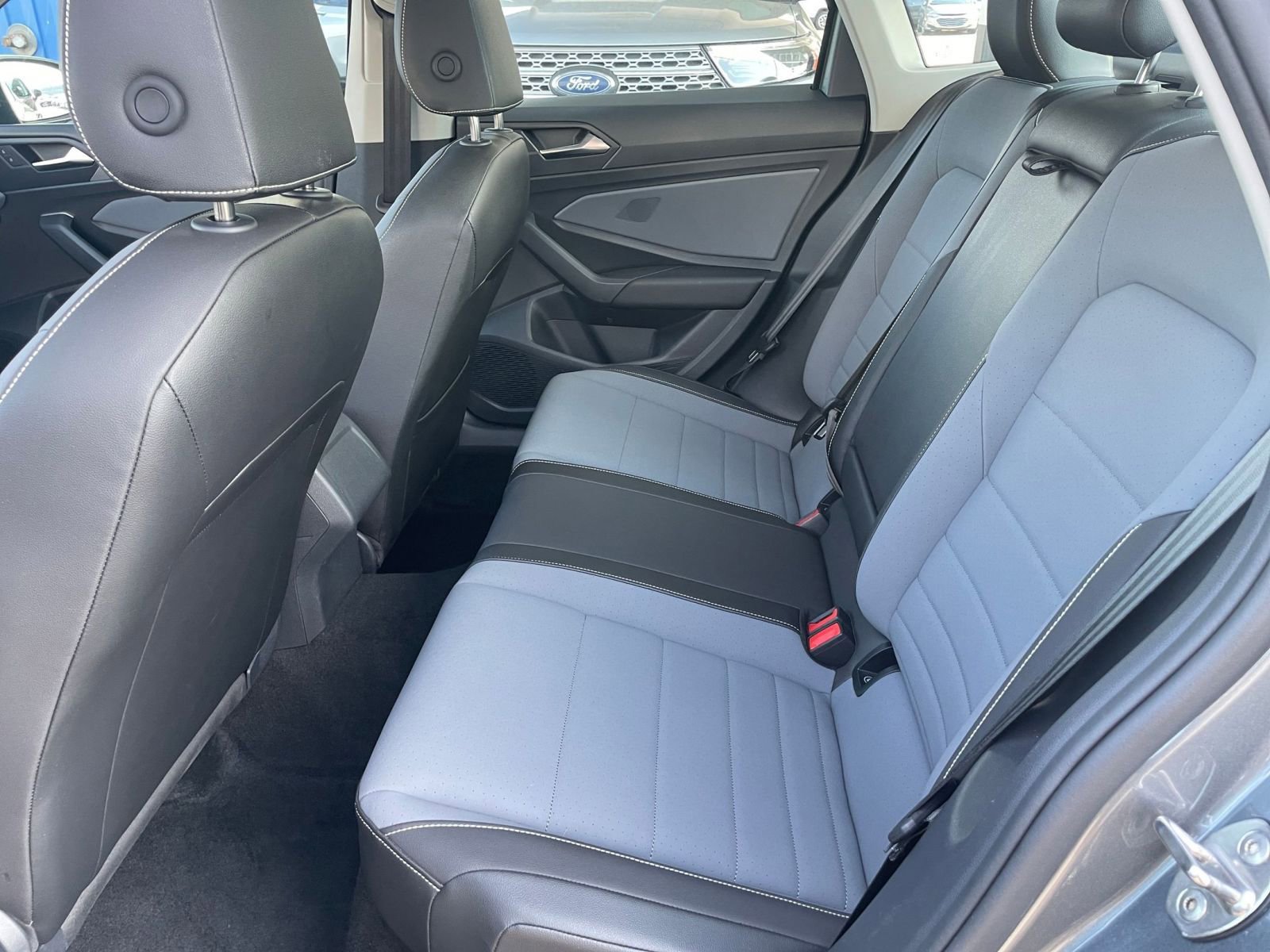 Thumbnail: 2025 Volkswagen Jetta - 24