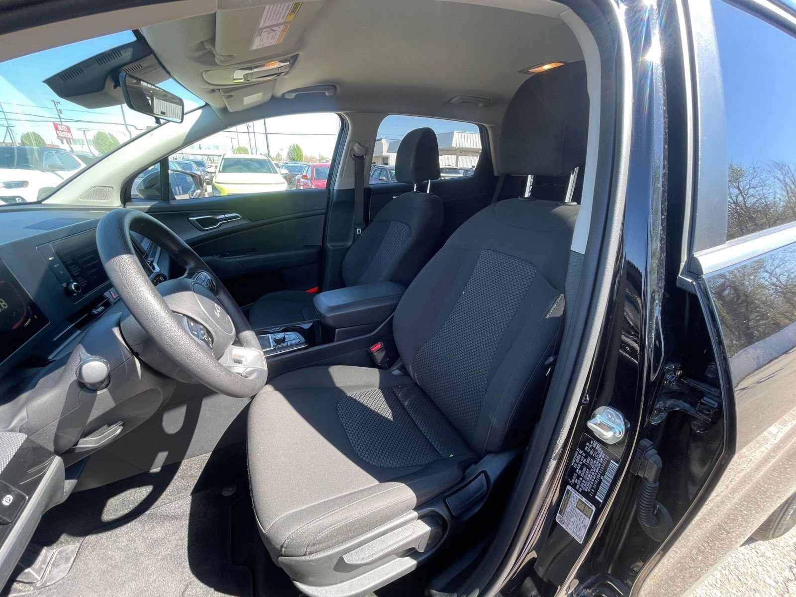 Thumbnail: 2025 Kia Sportage - 35