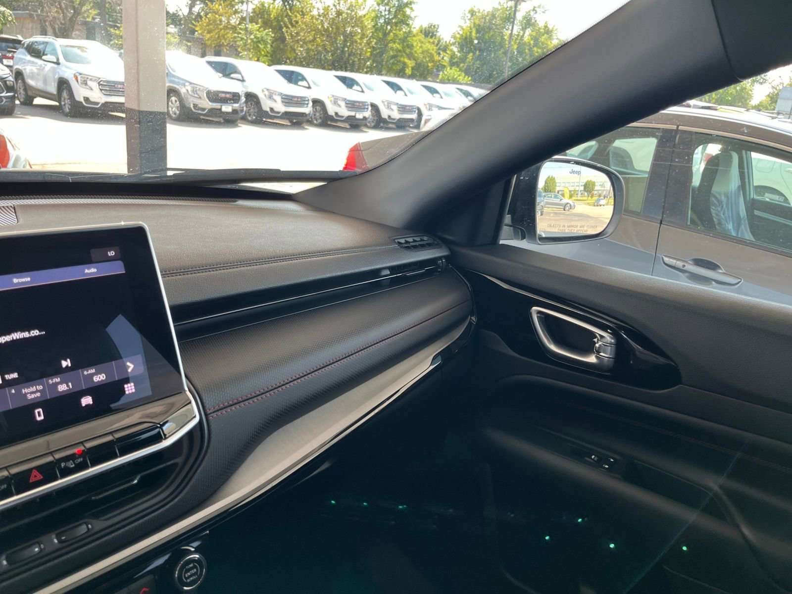 Thumbnail: 2025 Jeep Compass - 34