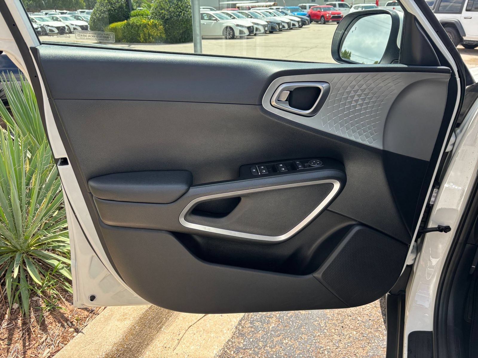 Thumbnail: 2025 Kia Soul - 15
