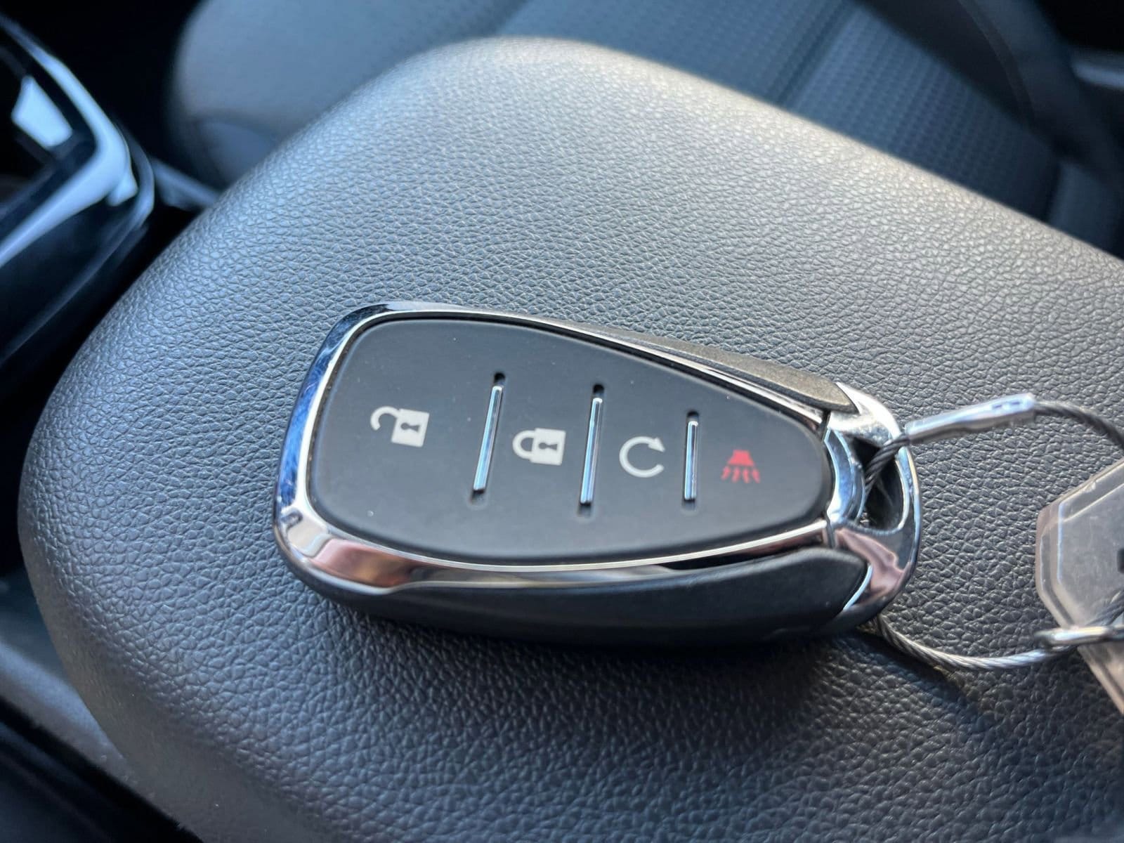 Thumbnail: 2025 Chevrolet Trax - 23