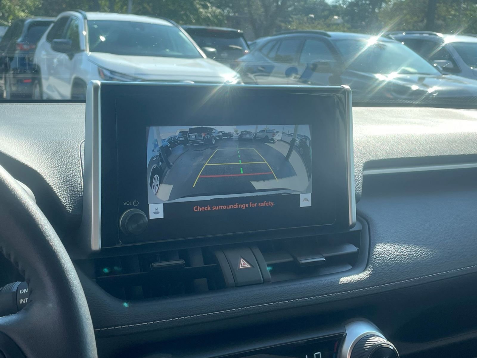 Thumbnail: 2025 Toyota RAV4 - 17