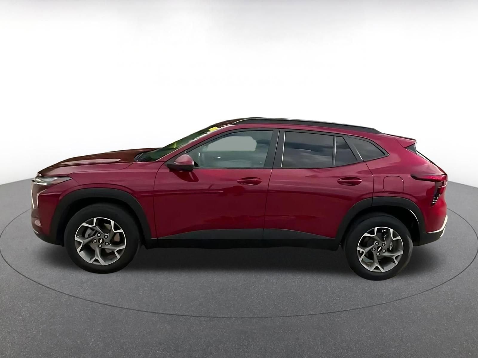 Thumbnail: 2025 Chevrolet Trax - 8