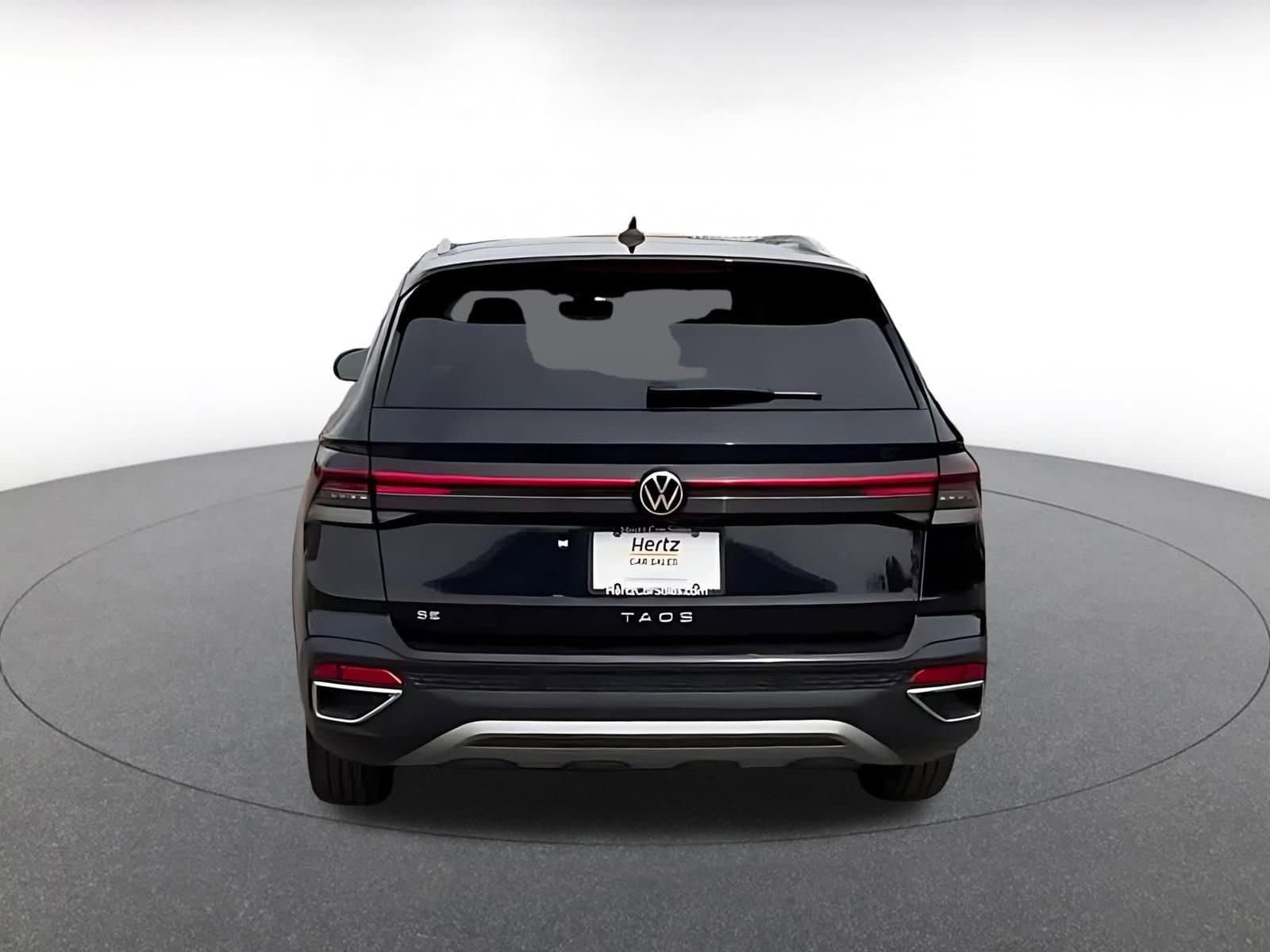 Thumbnail: 2025 Volkswagen Taos - 12