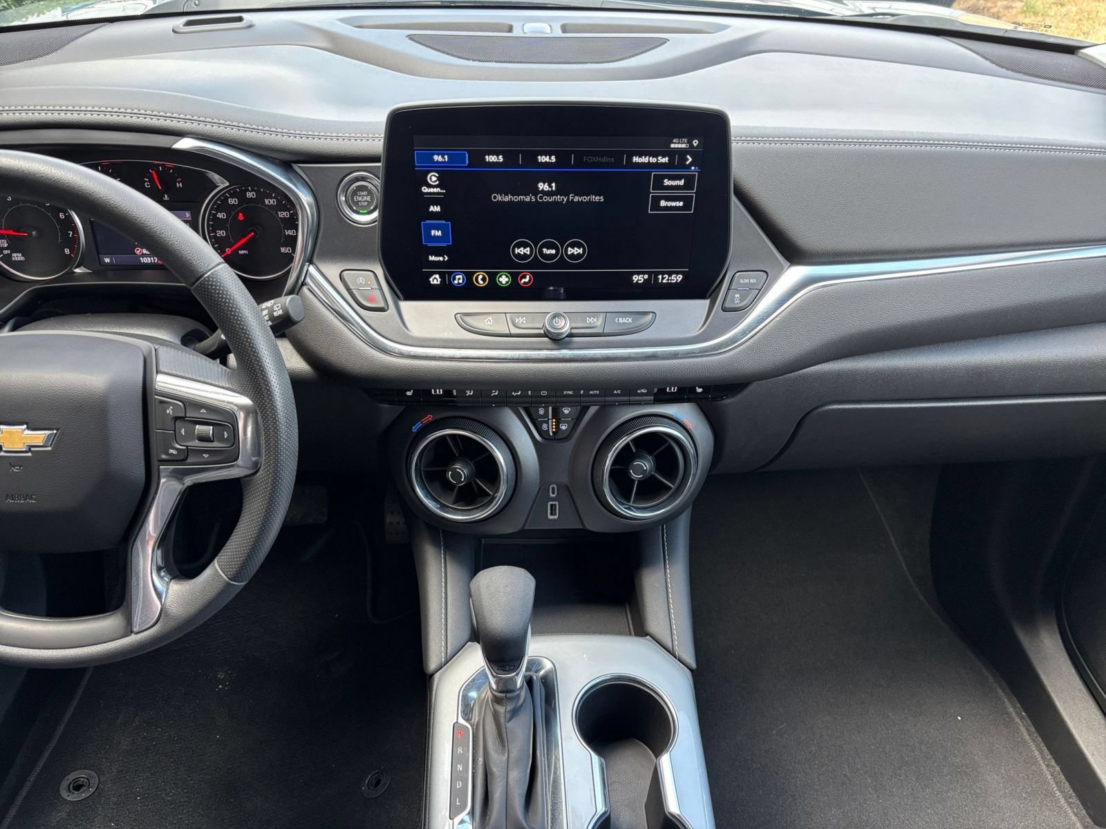 Thumbnail: 2026 Chevrolet Blazer - 16