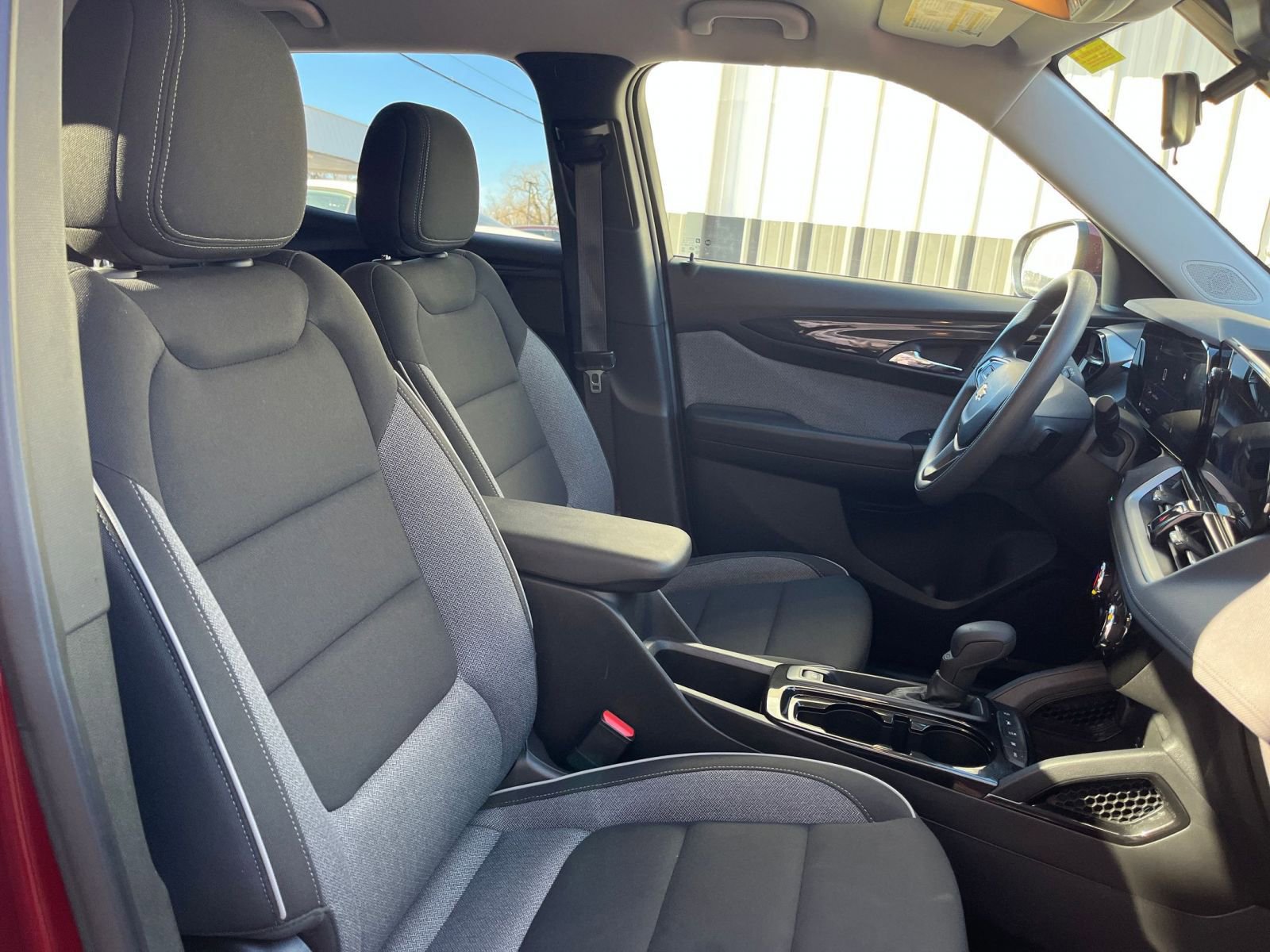 Thumbnail: 2025 Chevrolet TrailBlazer - 34