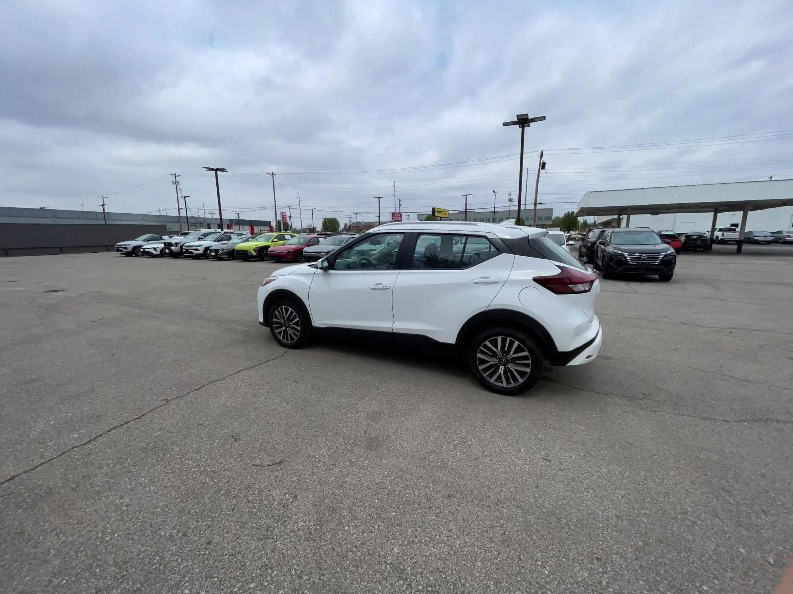 Thumbnail: 2024 Nissan Kicks - 16