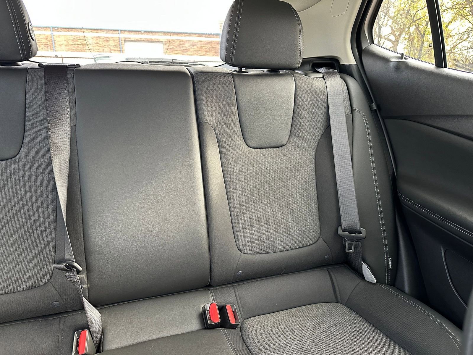 Thumbnail: 2025 Buick Encore GX - 35