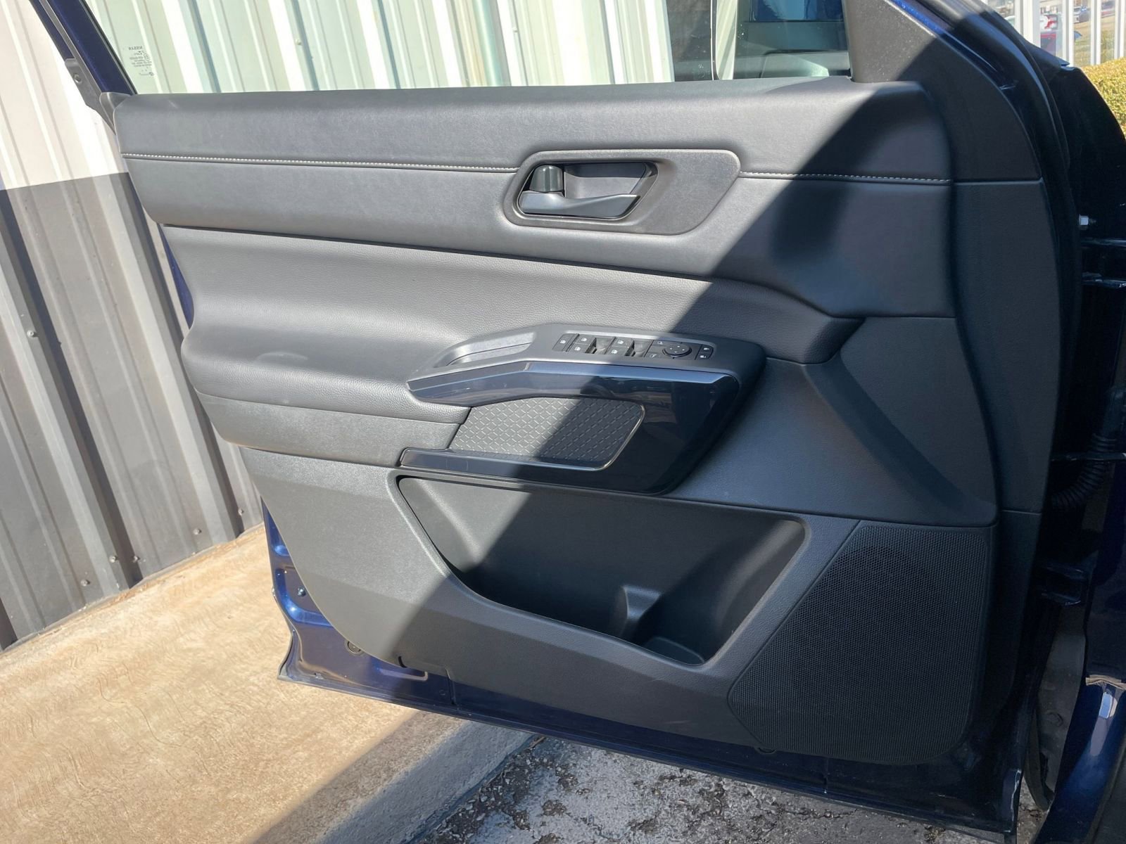 Thumbnail: 2025 Nissan Pathfinder - 18