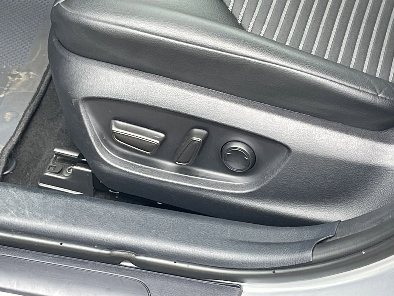 Thumbnail: 2024 Toyota Camry - 23