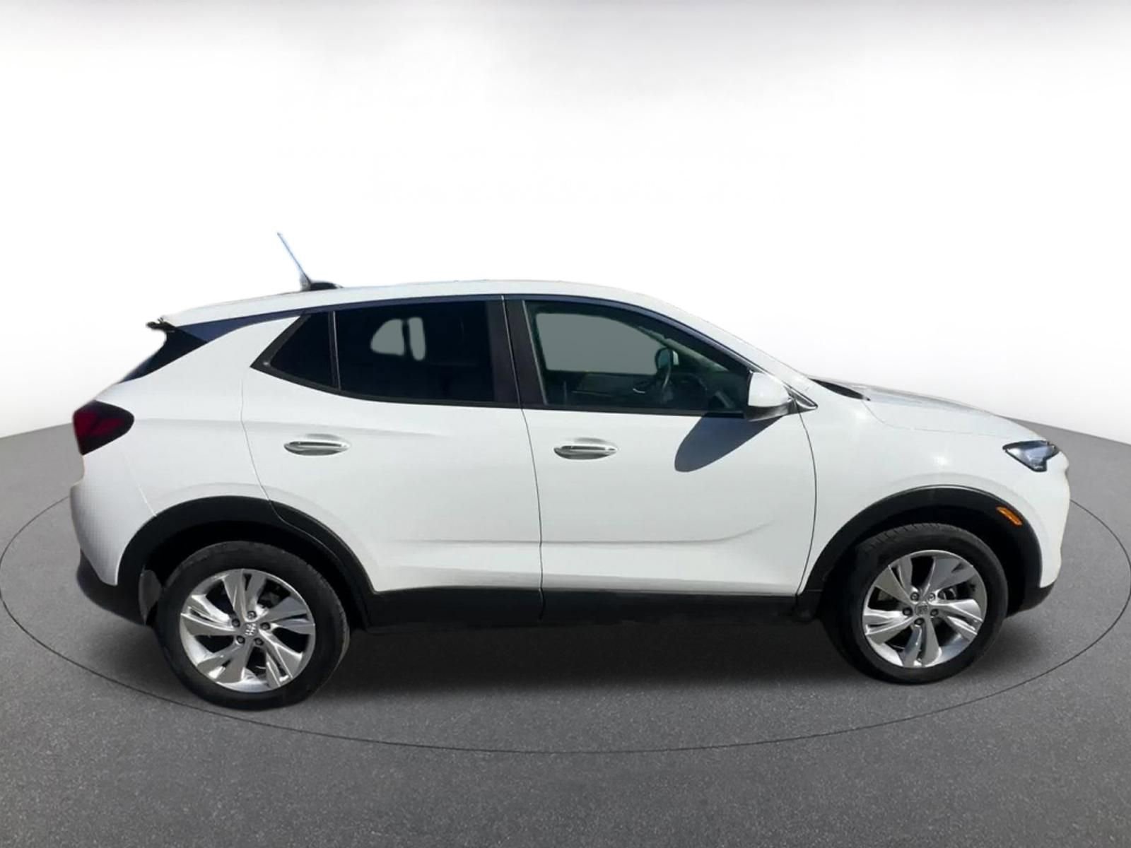 Thumbnail: 2025 Buick Encore GX - 16