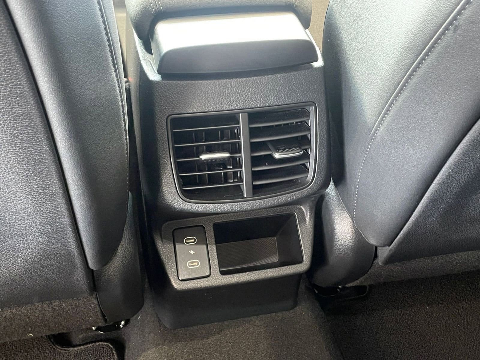 Thumbnail: 2025 Kia Seltos - 23