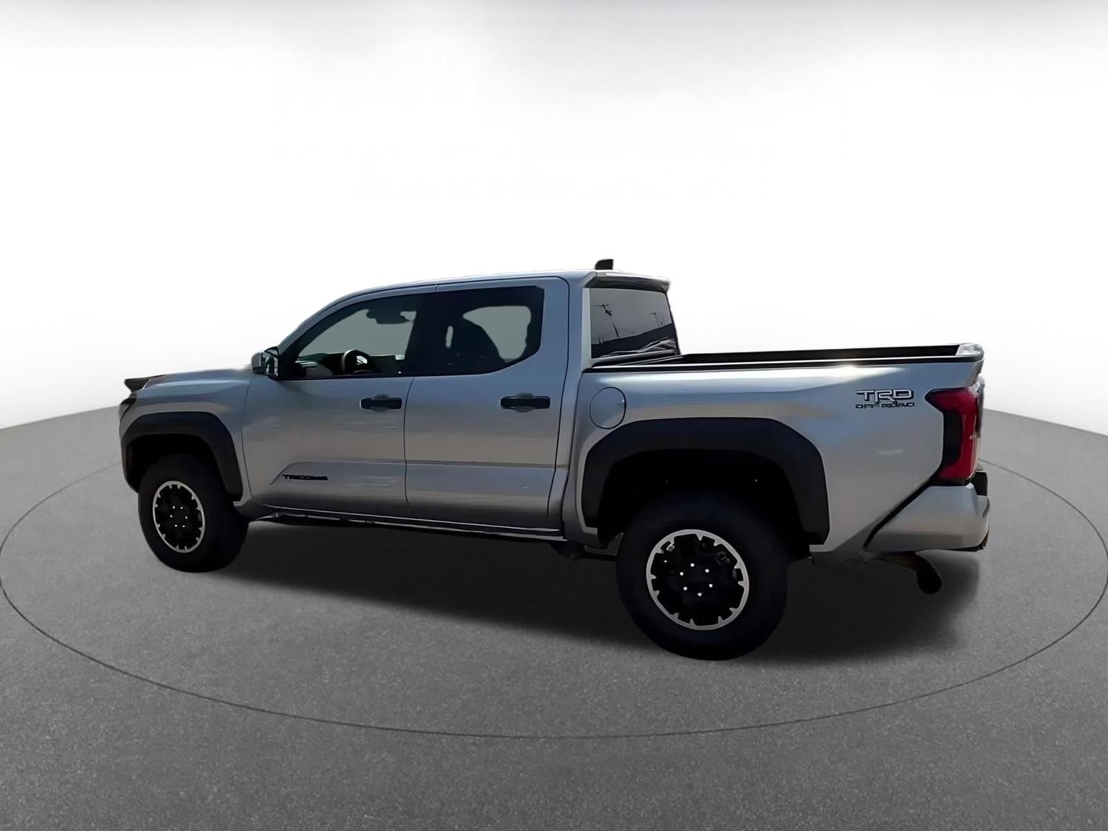 Thumbnail: 2025 Toyota Tacoma - 10