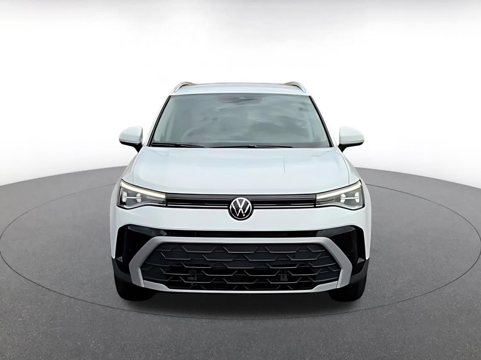 Thumbnail: 2026 Volkswagen Taos - 4