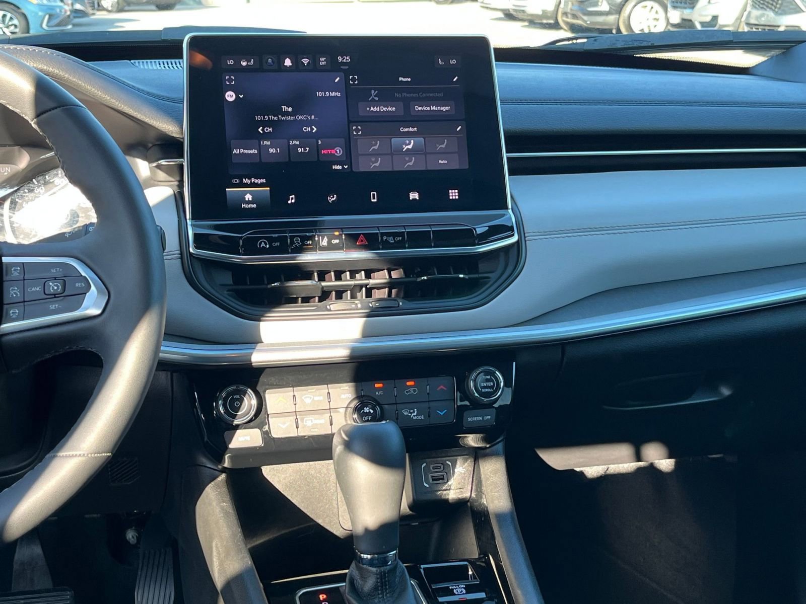 Thumbnail: 2025 Jeep Compass - 18