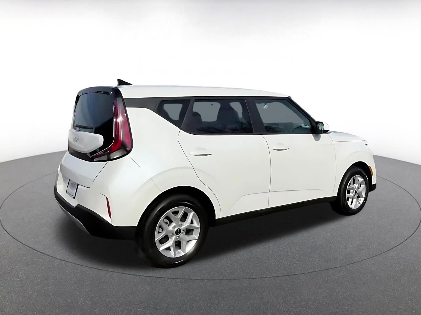 Thumbnail: 2025 Kia Soul - 12