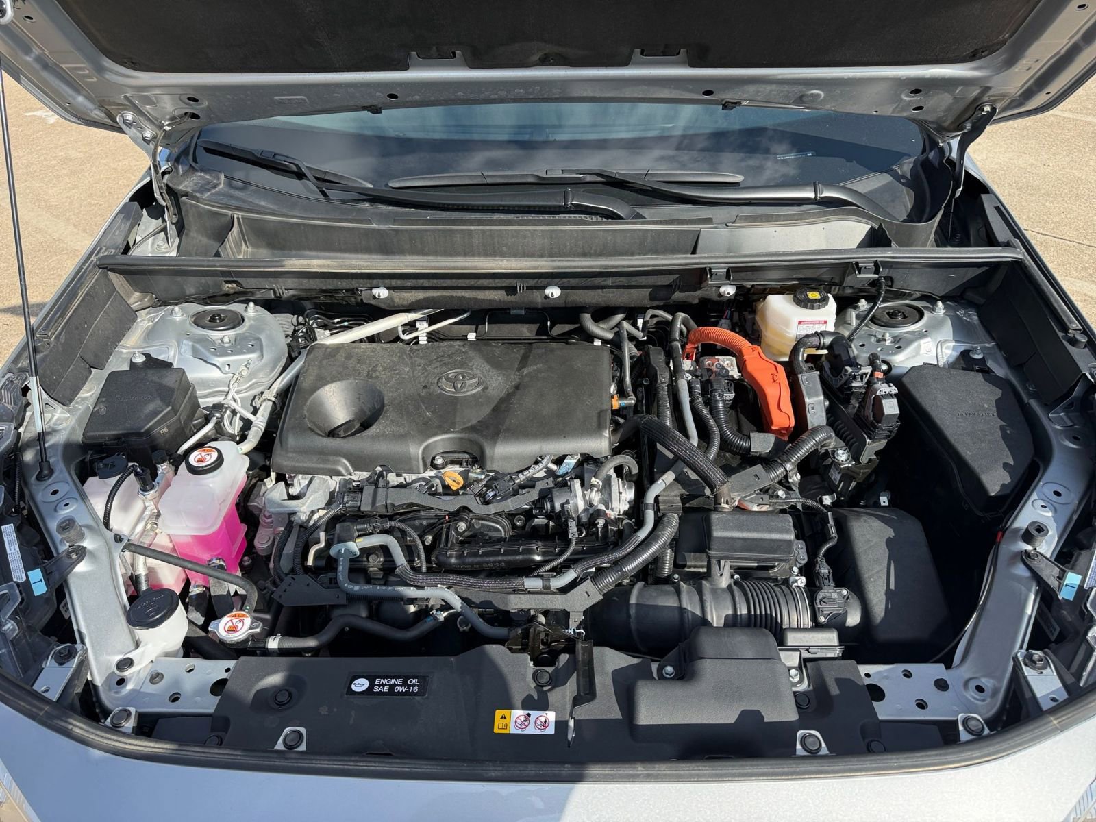 Thumbnail: 2025 Toyota RAV4 - 32