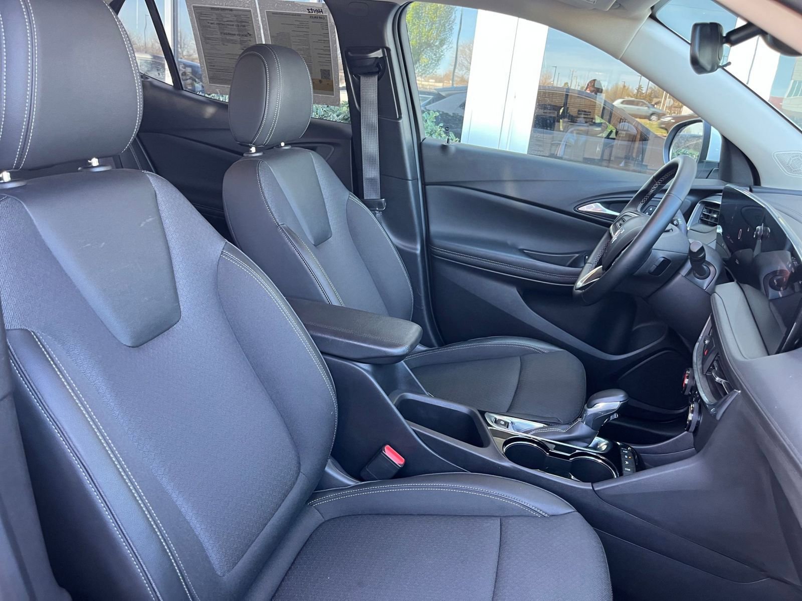 Thumbnail: 2025 Buick Encore GX - 35