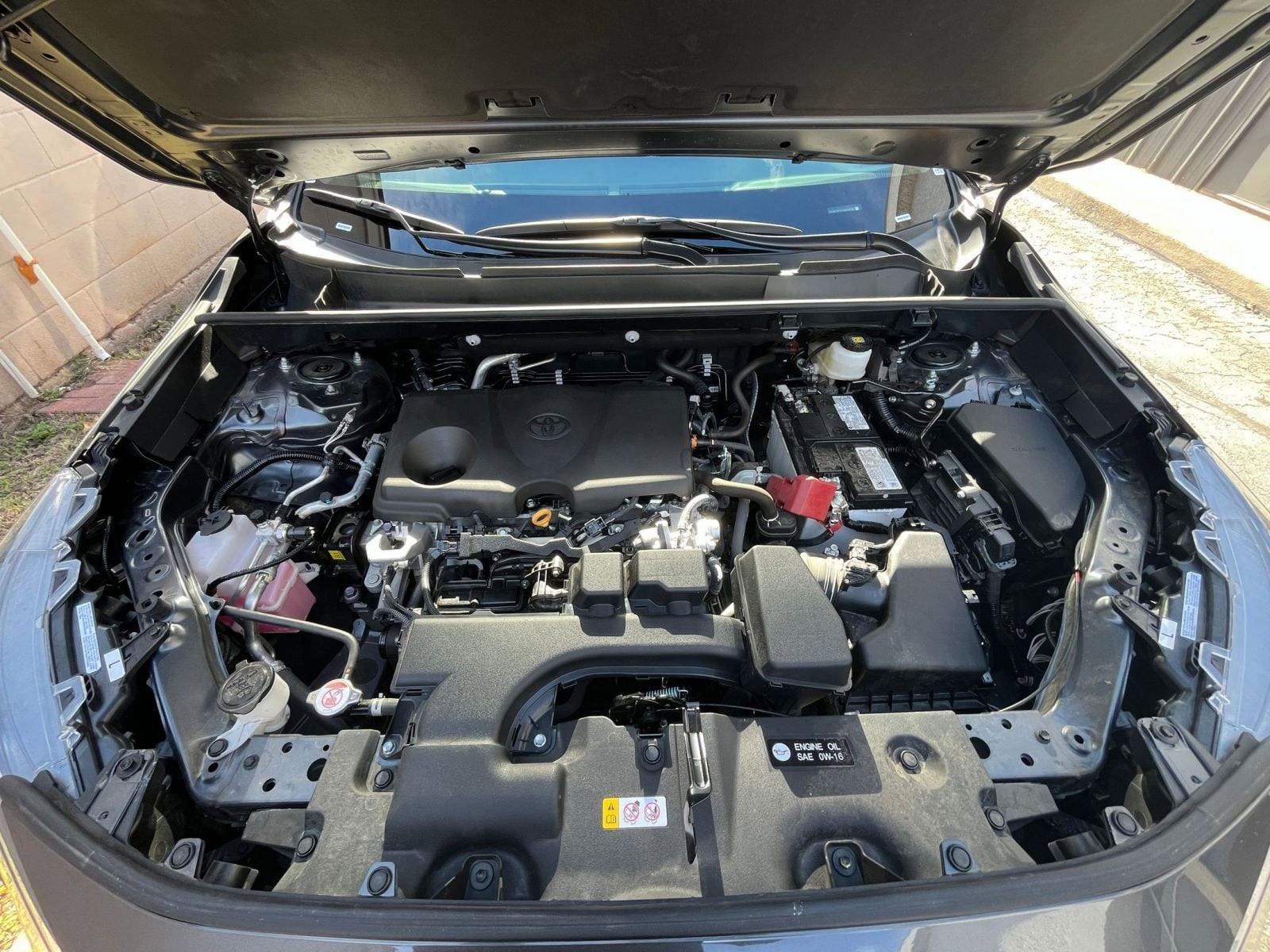 Thumbnail: 2025 Toyota RAV4 - 33