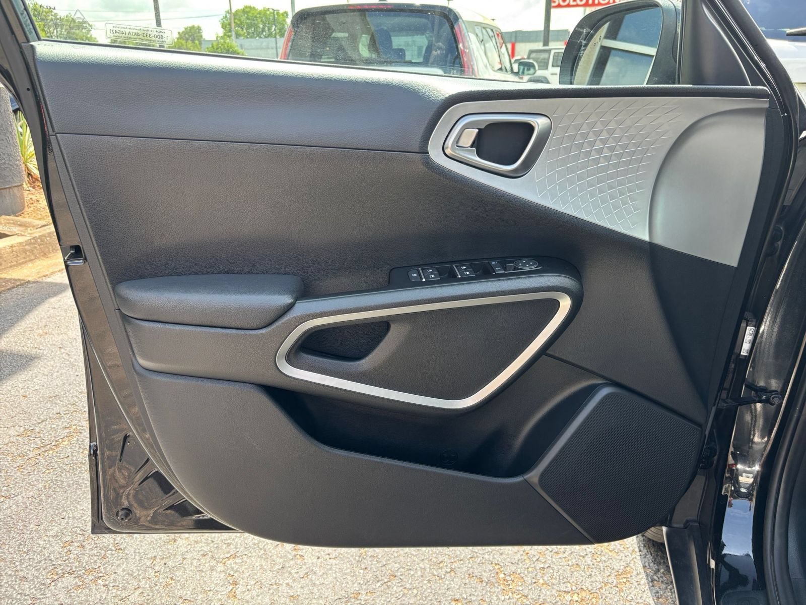 Thumbnail: 2025 Kia Soul - 18