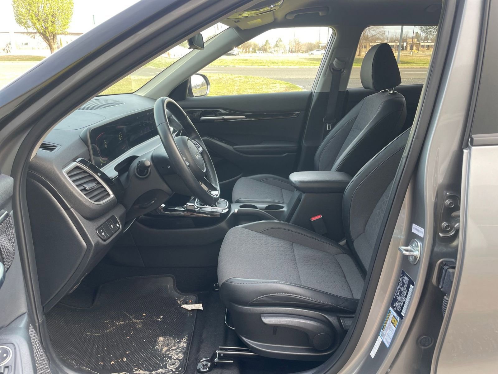 Thumbnail: 2025 Kia Seltos - 28