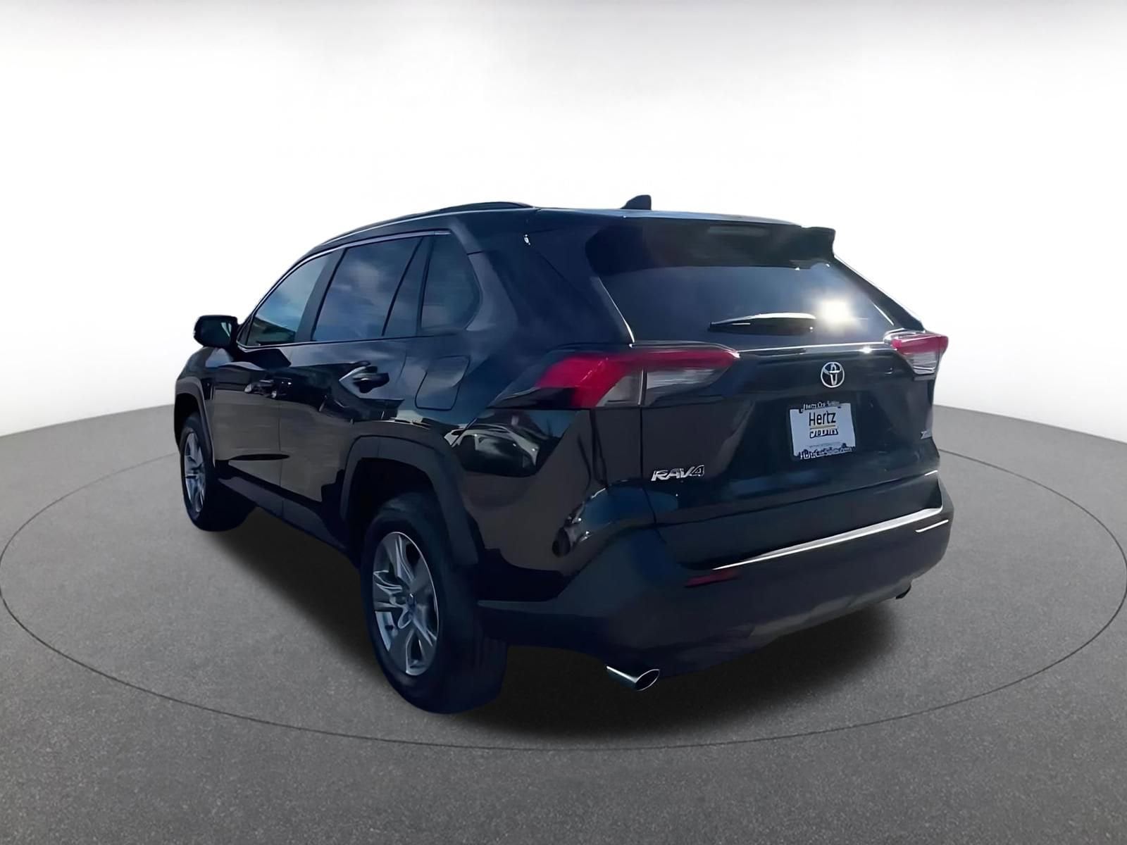 Thumbnail: 2025 Toyota RAV4 - 11