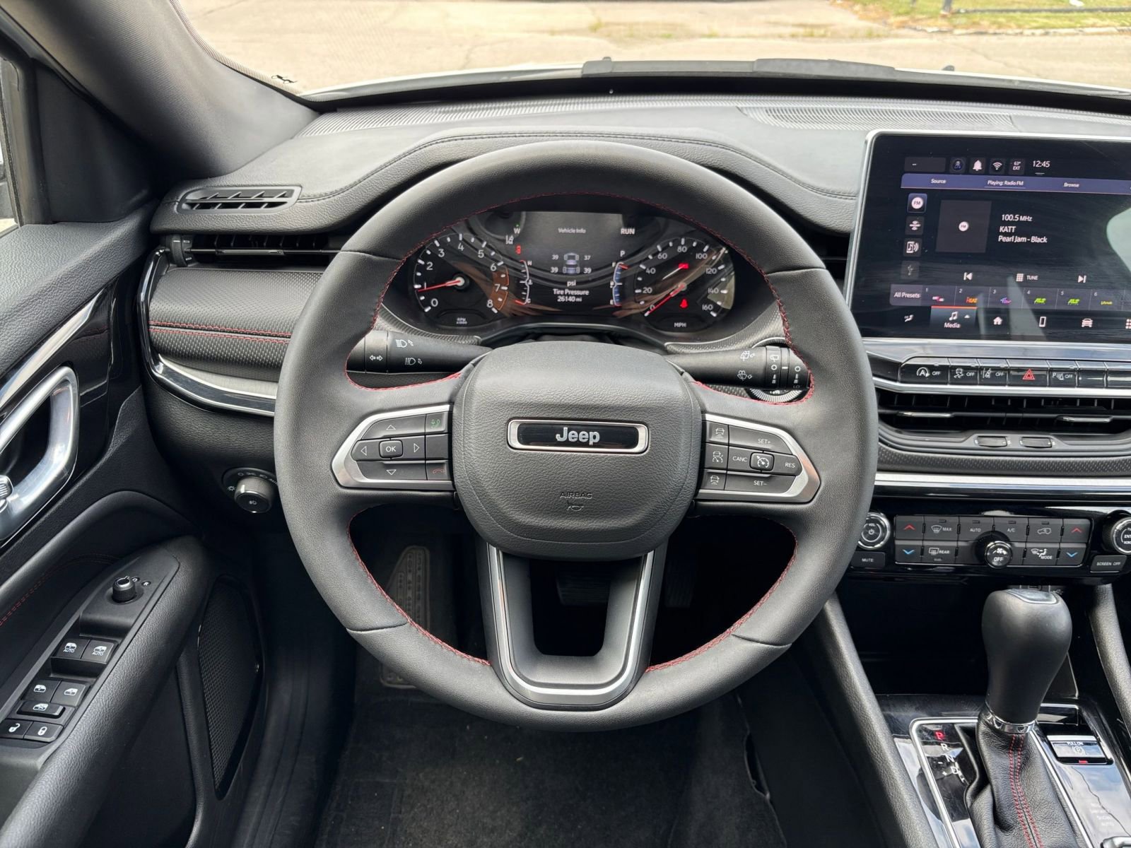 Thumbnail: 2025 Jeep Compass - 27