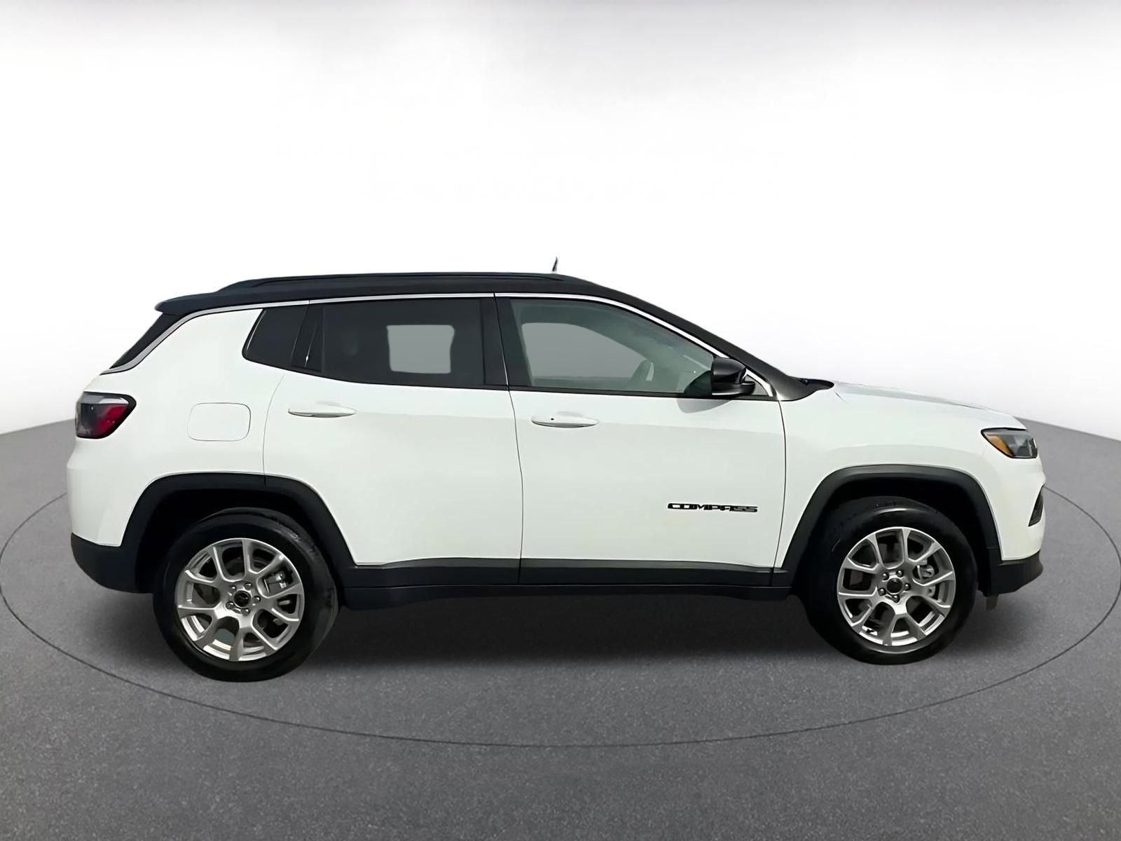 Thumbnail: 2025 Jeep Compass - 16