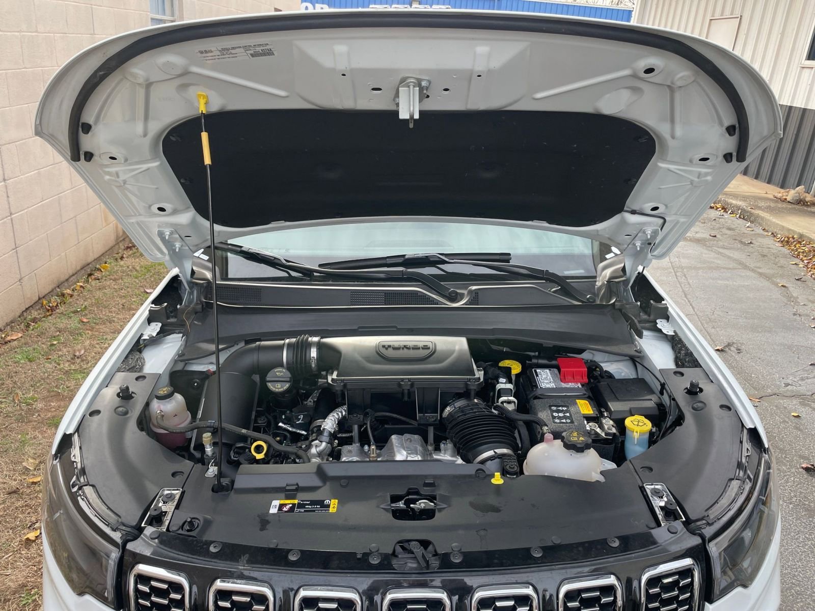 Thumbnail: 2025 Jeep Compass - 32