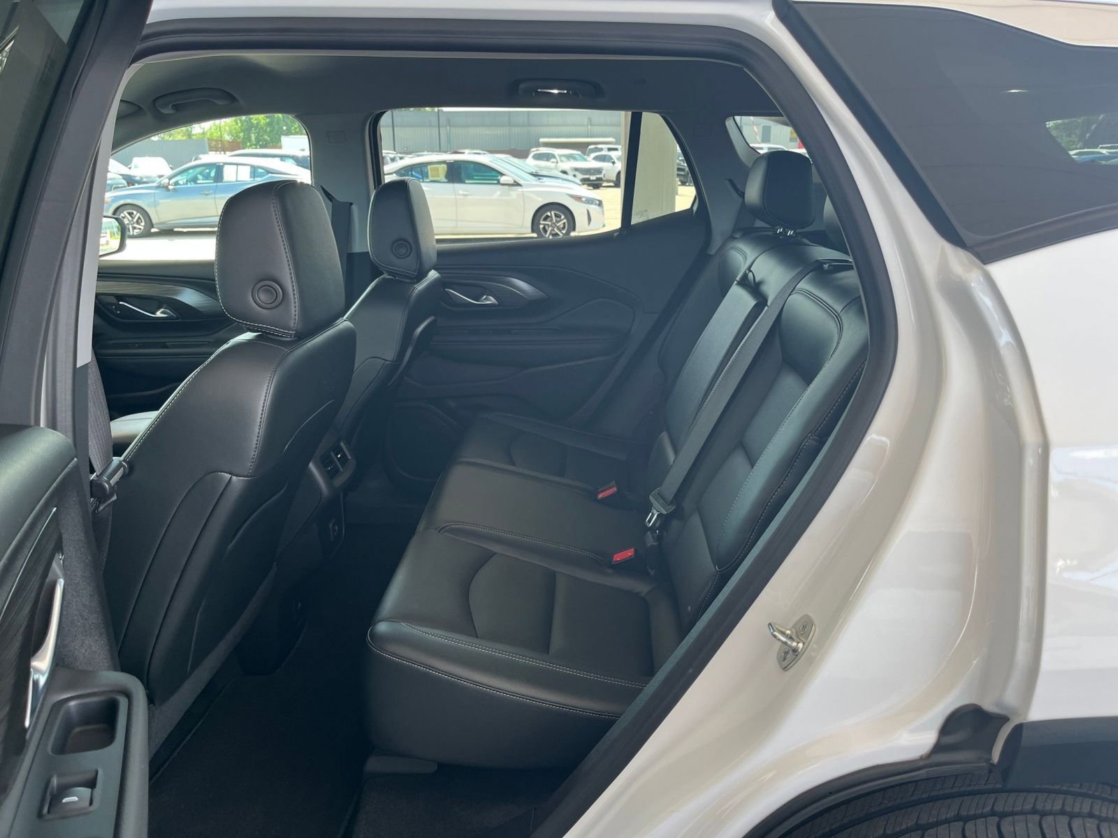Thumbnail: 2024 GMC Terrain - 25