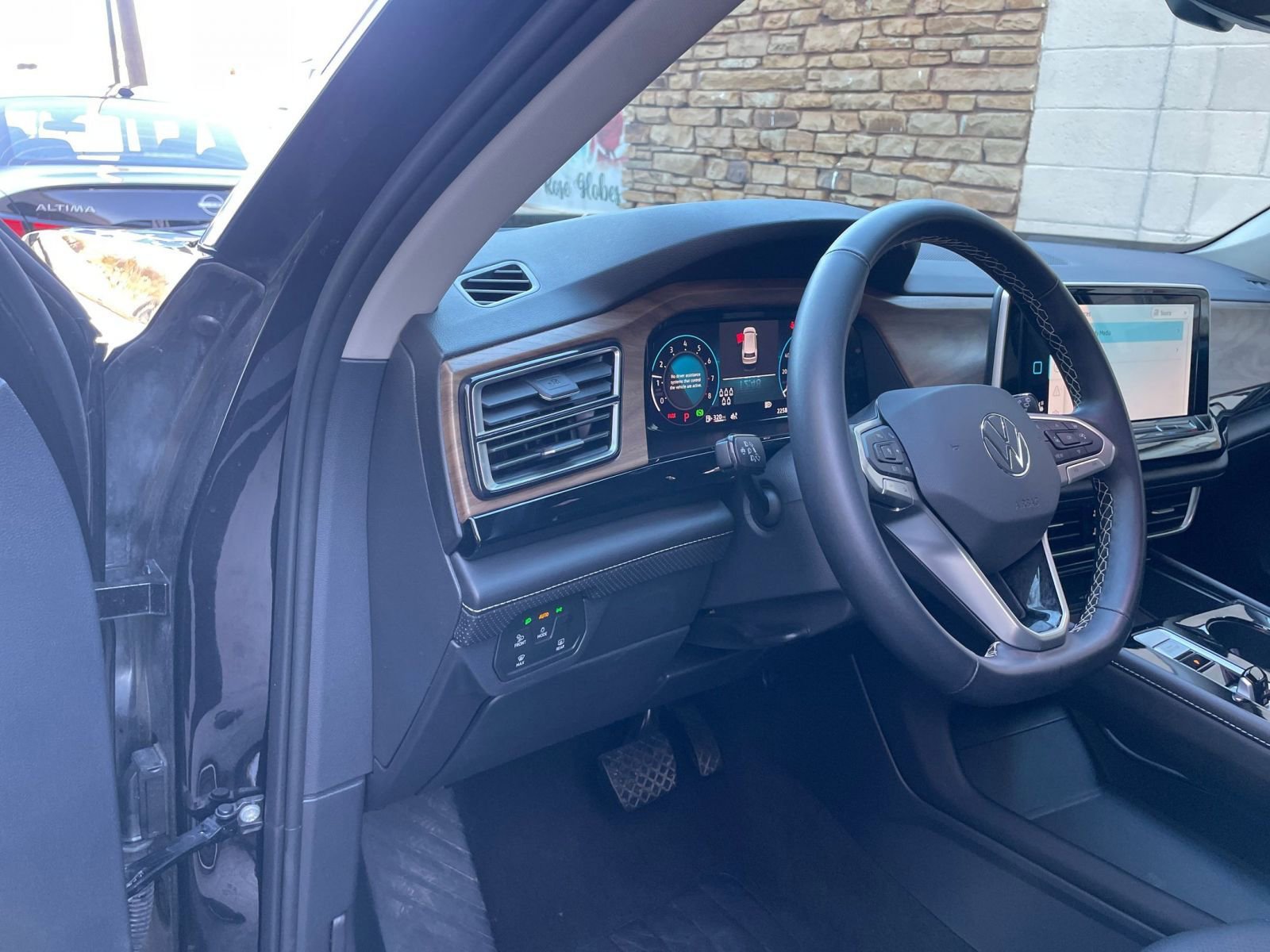 Thumbnail: 2025 Volkswagen Atlas - 34