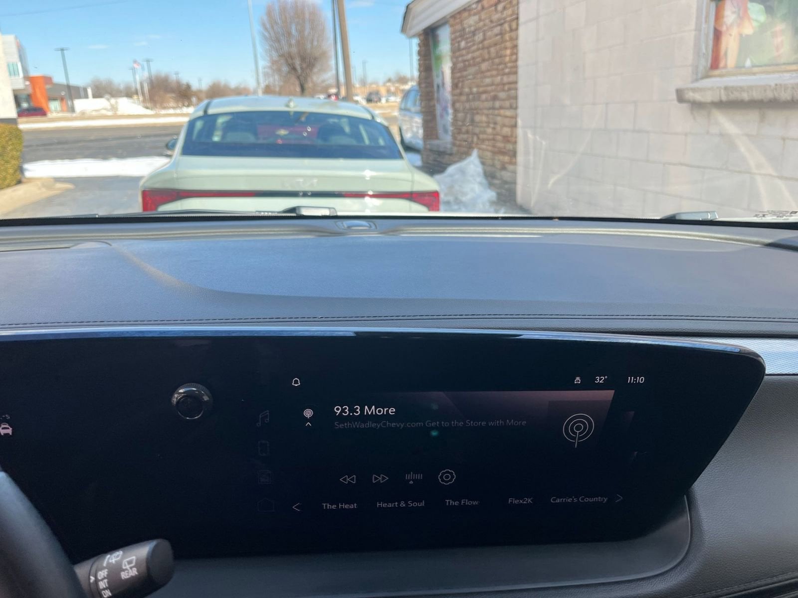 Thumbnail: 2025 Buick Encore GX - 17