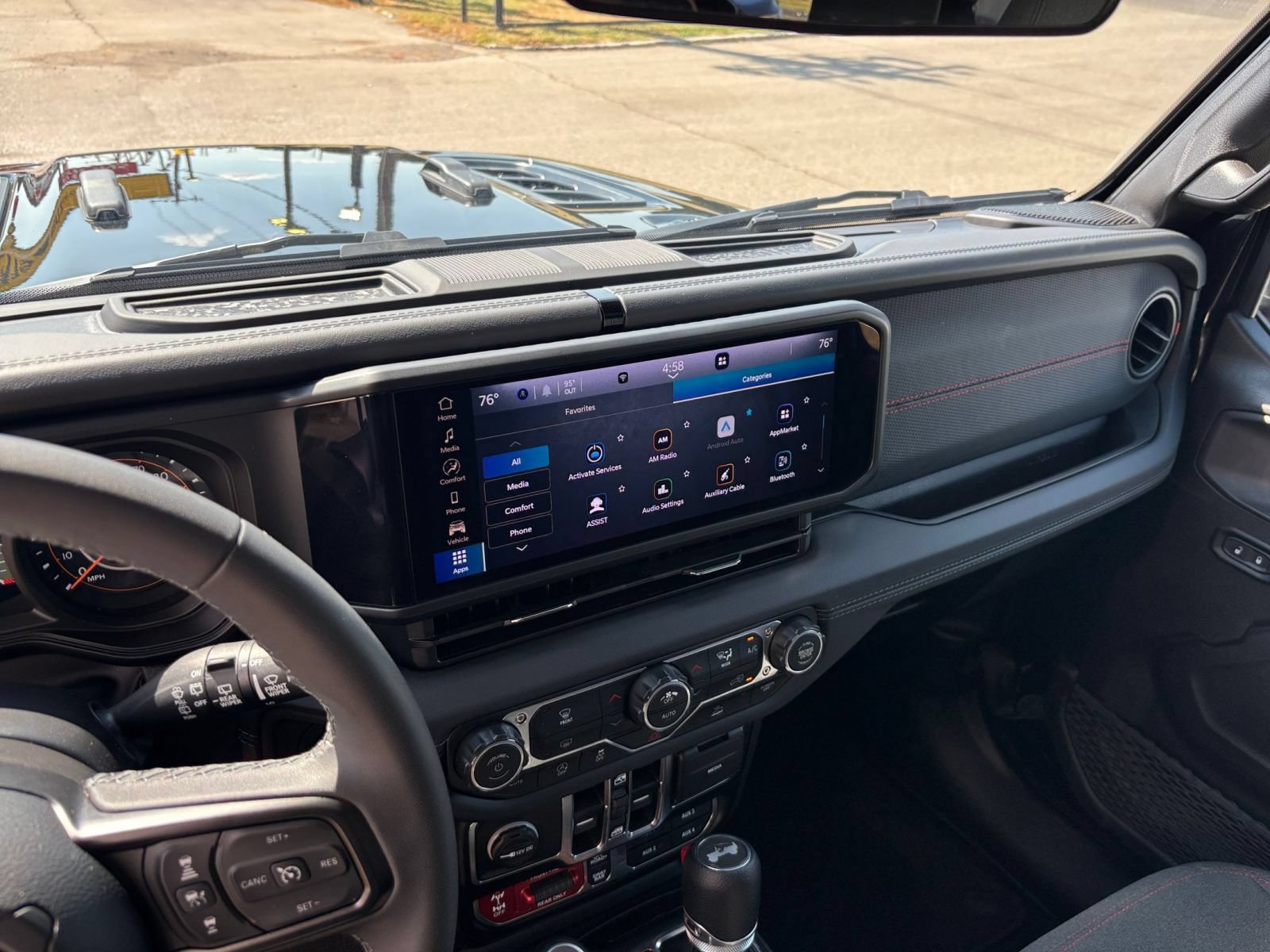 Thumbnail: 2025 Jeep Wrangler - 17